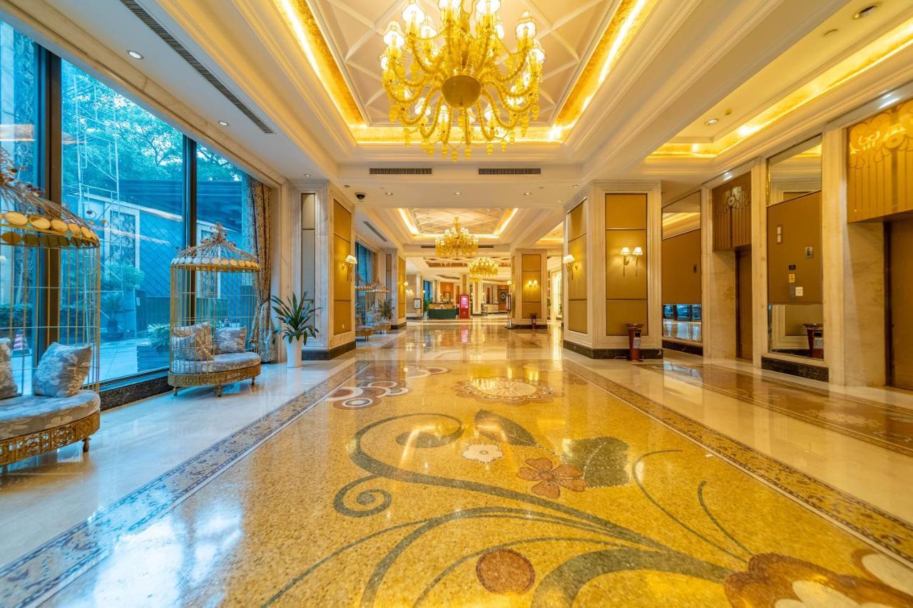 Ramada Yichang Hotel Екстер'єр фото