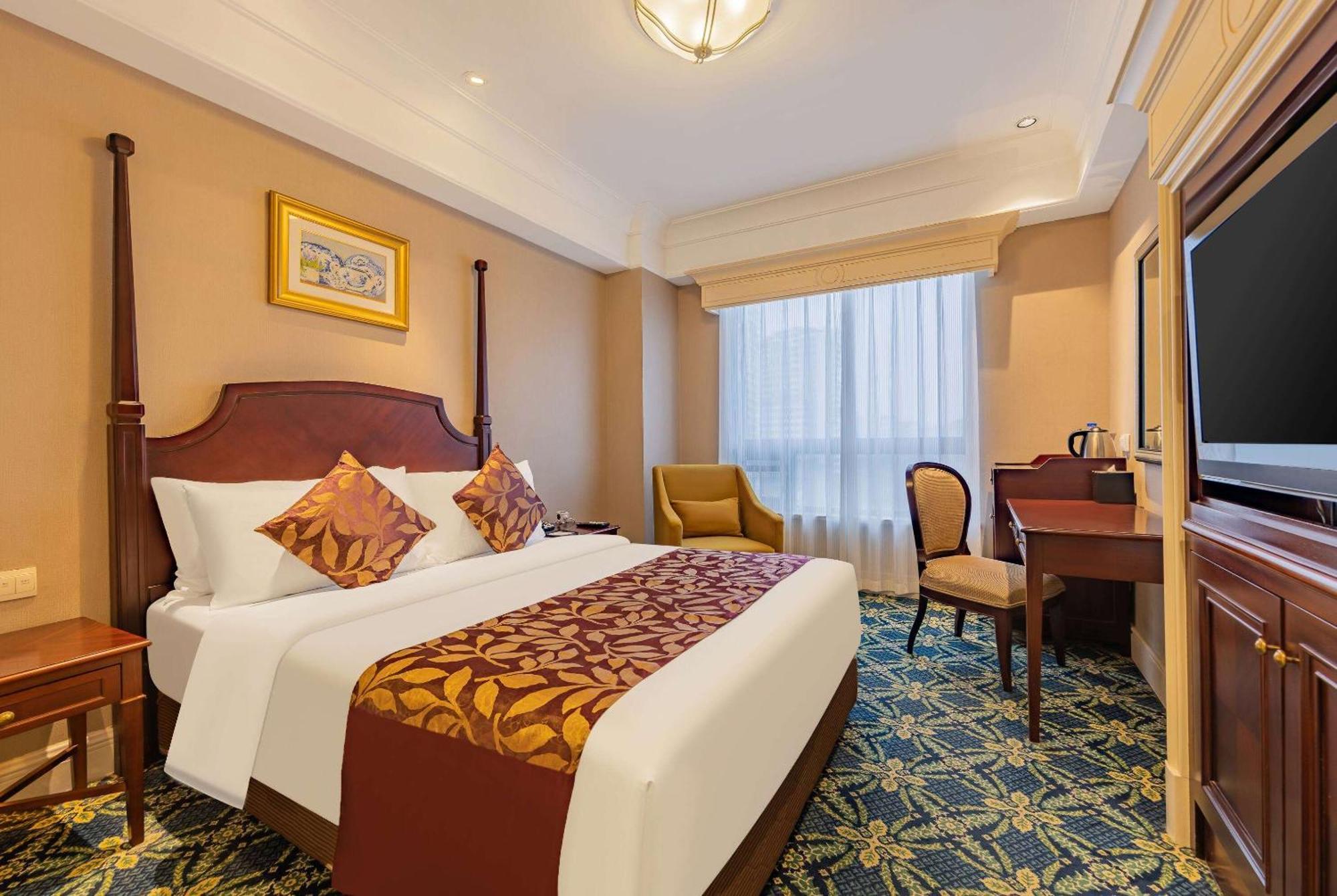 Ramada Yichang Hotel Екстер'єр фото
