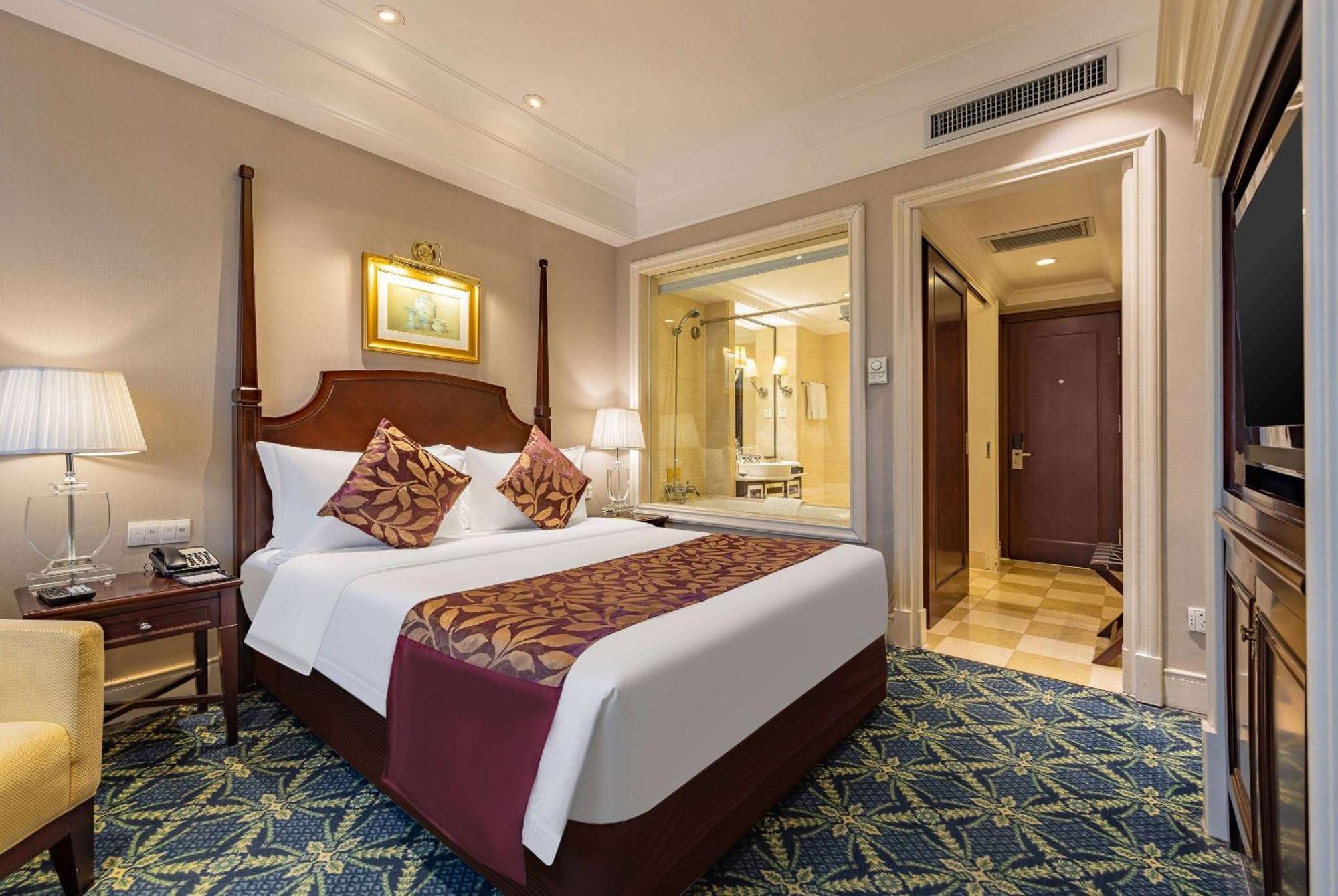 Ramada Yichang Hotel Екстер'єр фото